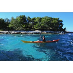 Kayak Ysak  Luxe Rotomod